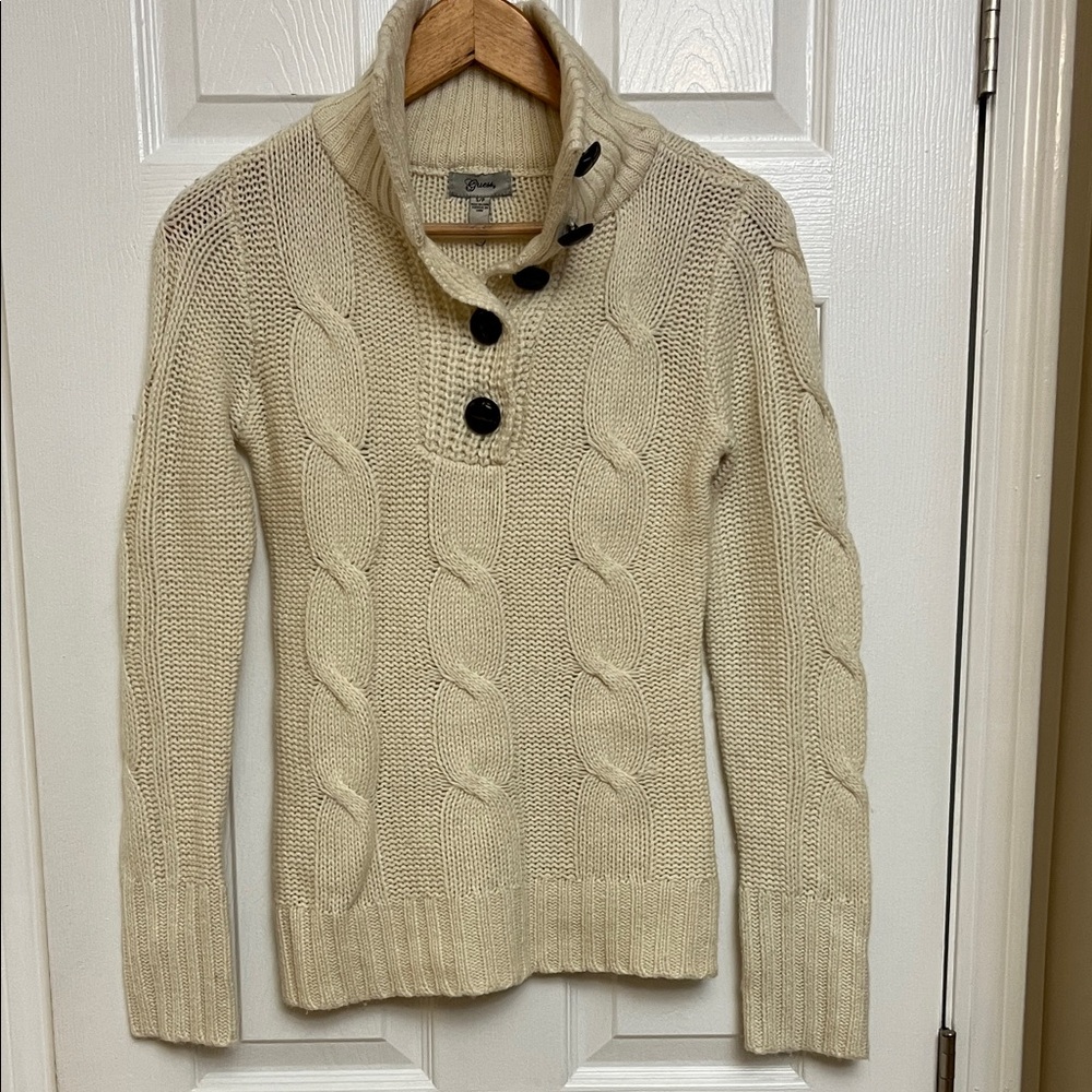 Guess Cream Cowl Neck Sweater. Women’s, Size SP.